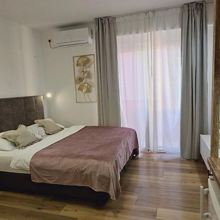 Amari Apartment Стариград-Пакленица Екстериор снимка