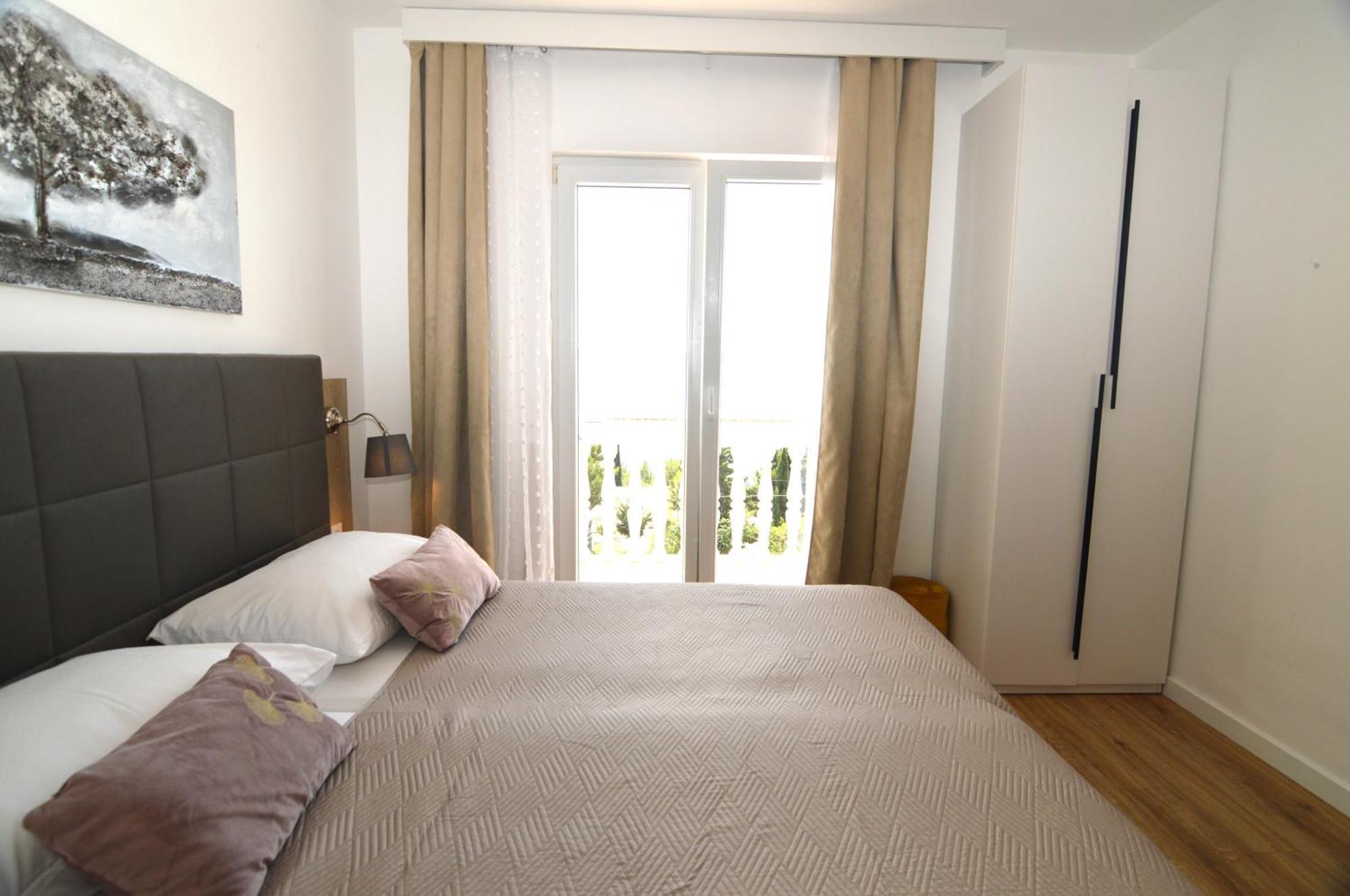 Amari Apartment Стариград-Пакленица Екстериор снимка